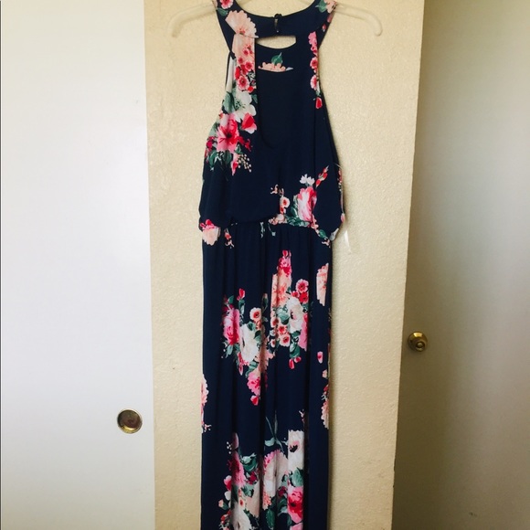 Maxi Dress - Picture 3 of 5
